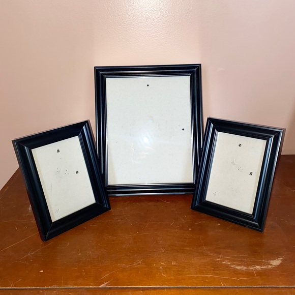 Picture frames - Picture 3 of 4